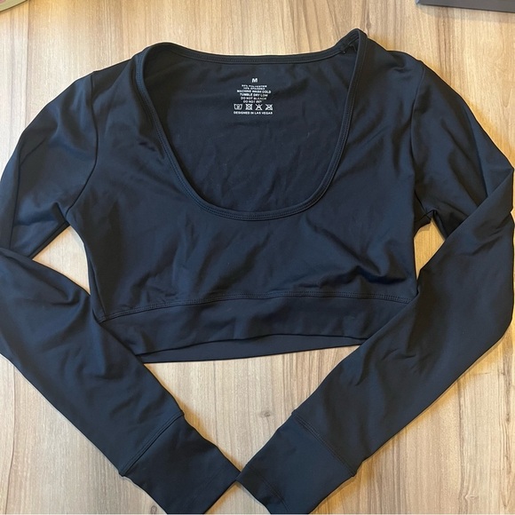 Agent84 CALABASAS CROP - BLACK - Picture 4 of 5